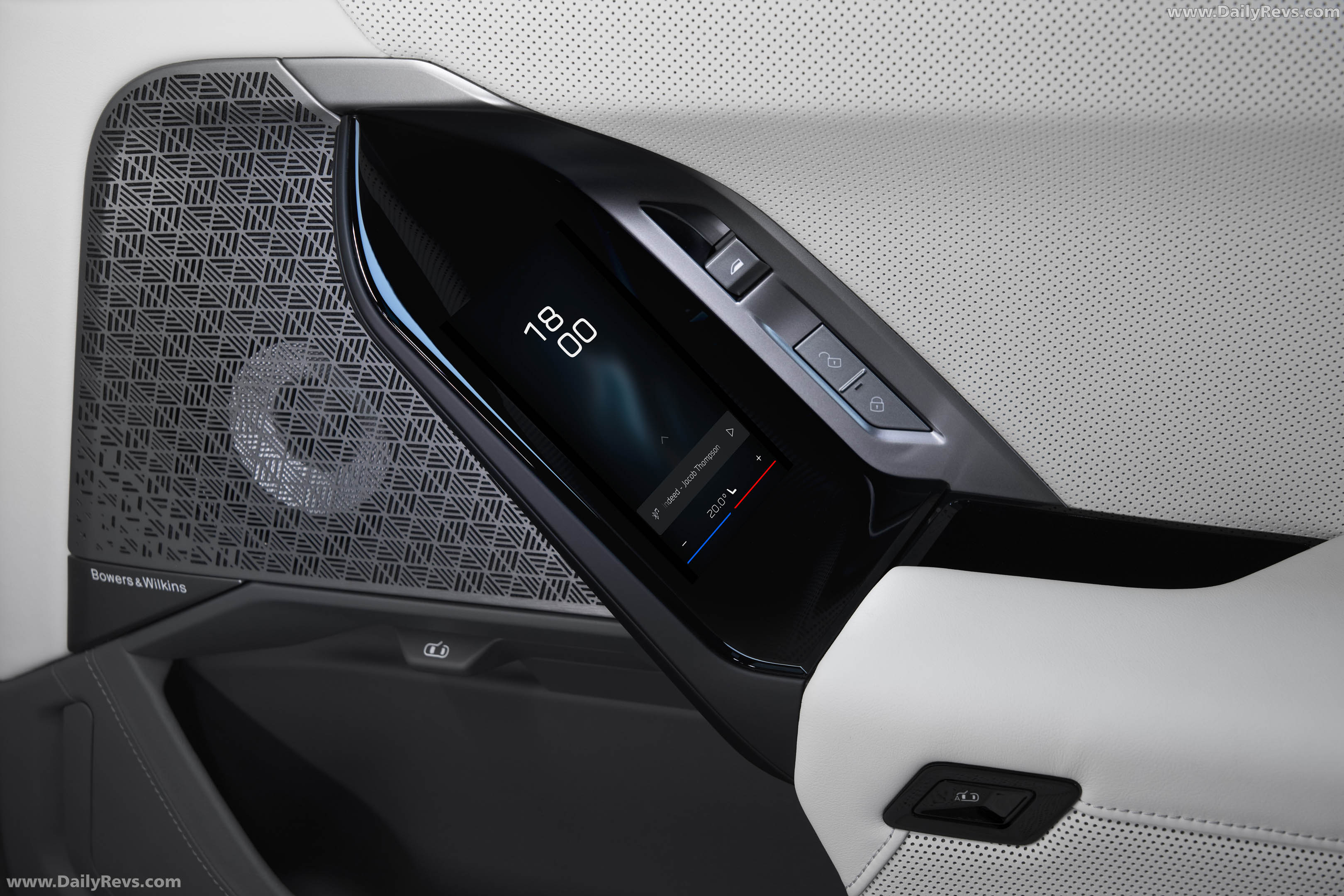 2027 BMW 740 xDrive G70 Interior