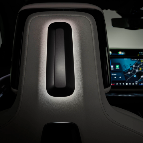 2027 BMW 740 xDrive G70 Interior