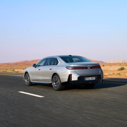 2027 BMW i7 60 xDrive G70 Rear View