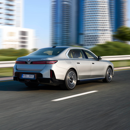 2027 BMW i7 60 xDrive G70 Rear View