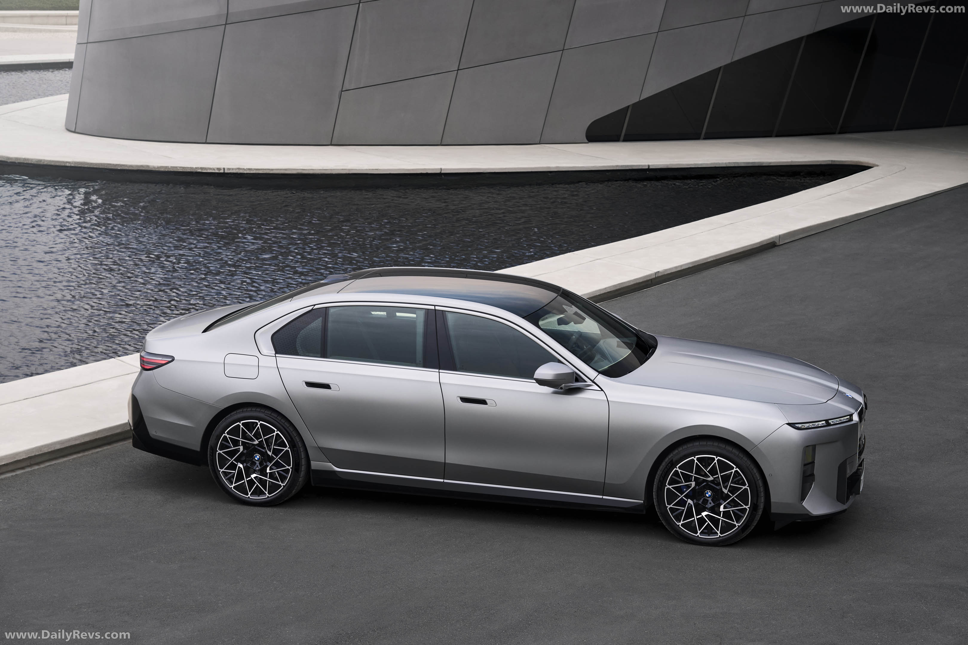 2027 BMW i7 60 xDrive G70 Top View