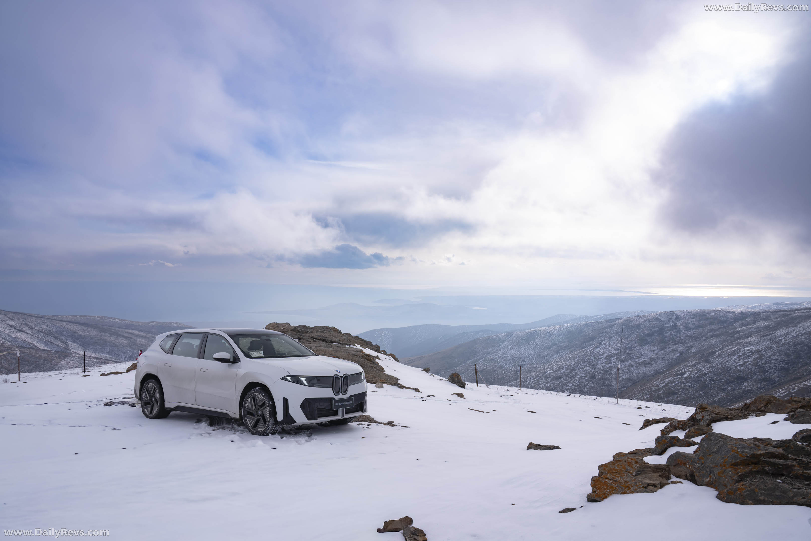 2027 BMW iX3 Long Wheelbase NA5 Front View