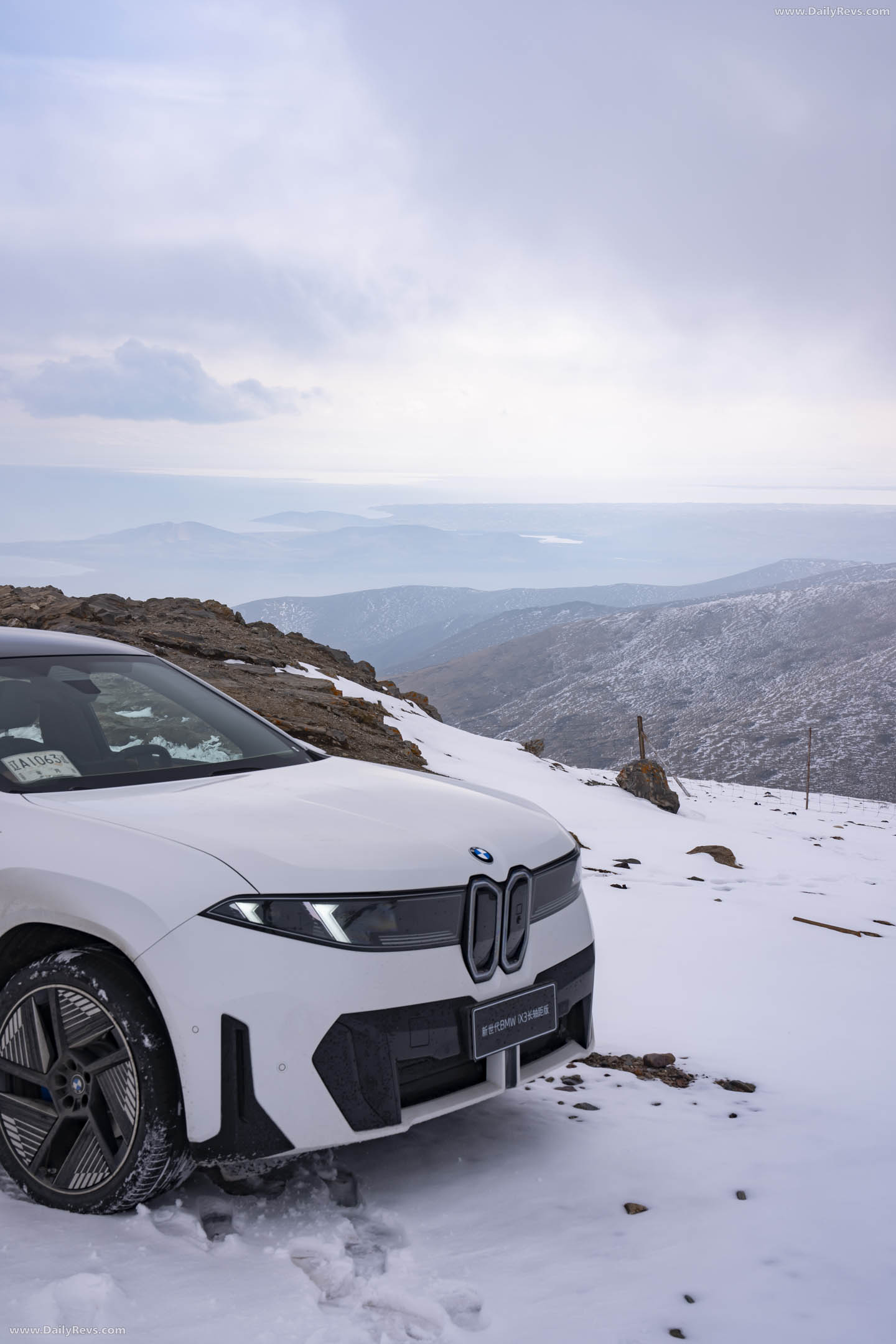 2027 BMW iX3 Long Wheelbase NA5 Exterior