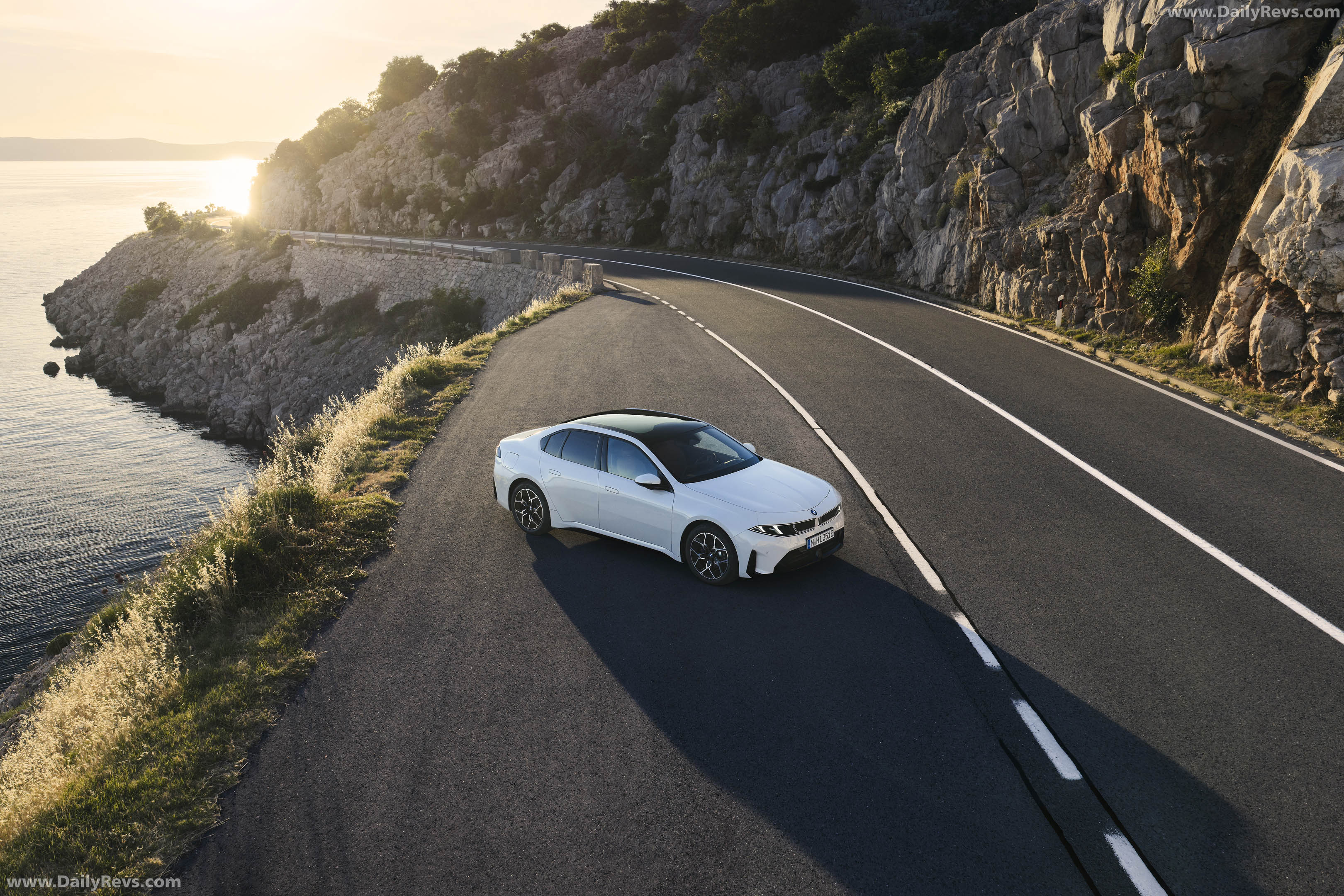 2027 BMW i3 50 xDrive First Edition NA8 Top View