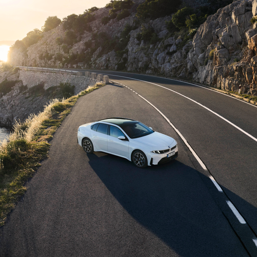 2027 BMW i3 50 xDrive First Edition NA8 Top View