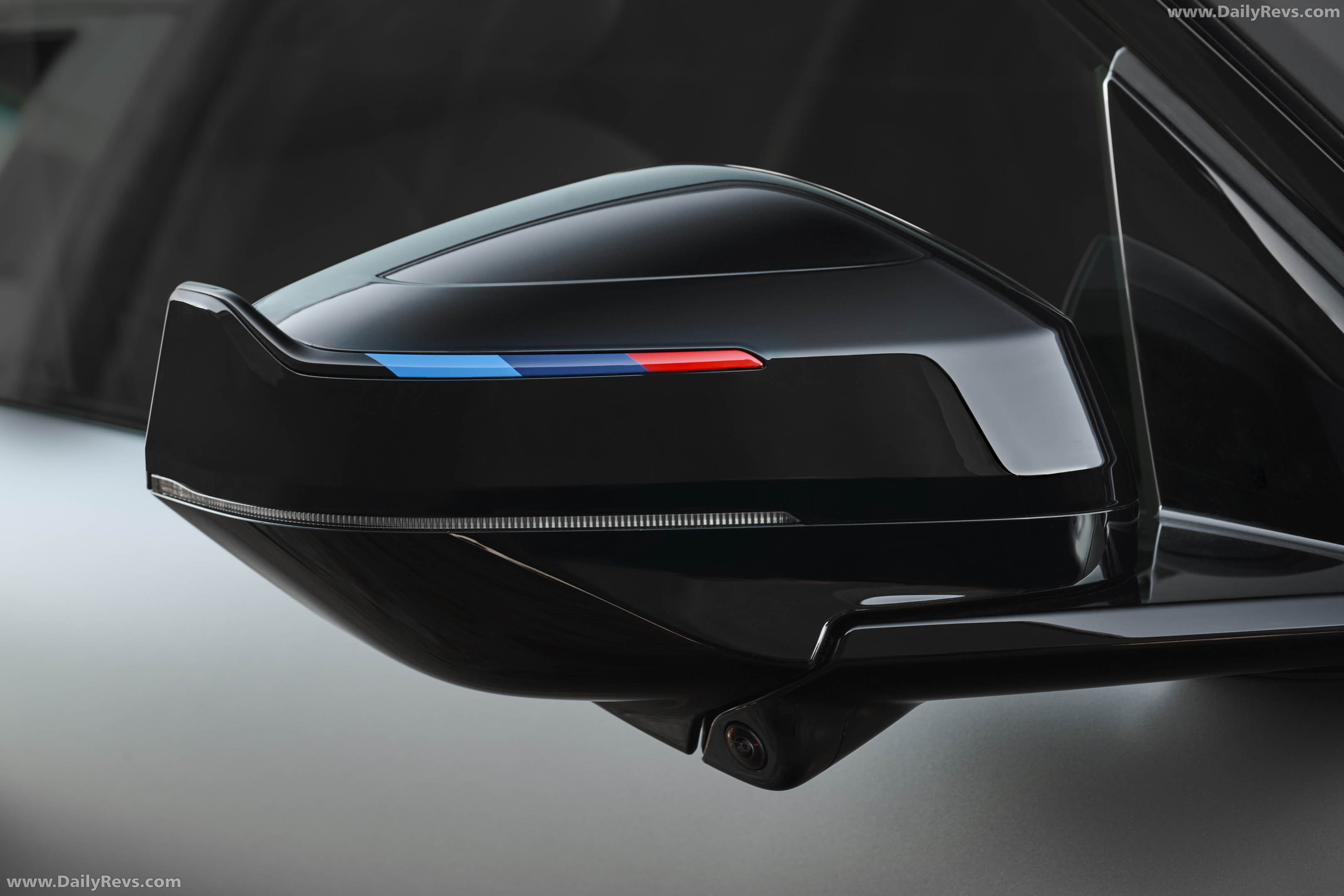 2026 BMW X5 M60e G65 Exterior