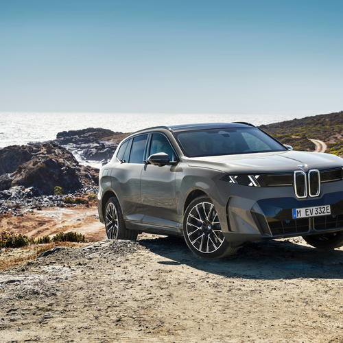 2027 BMW iX5 60 xDrive G65 Front View