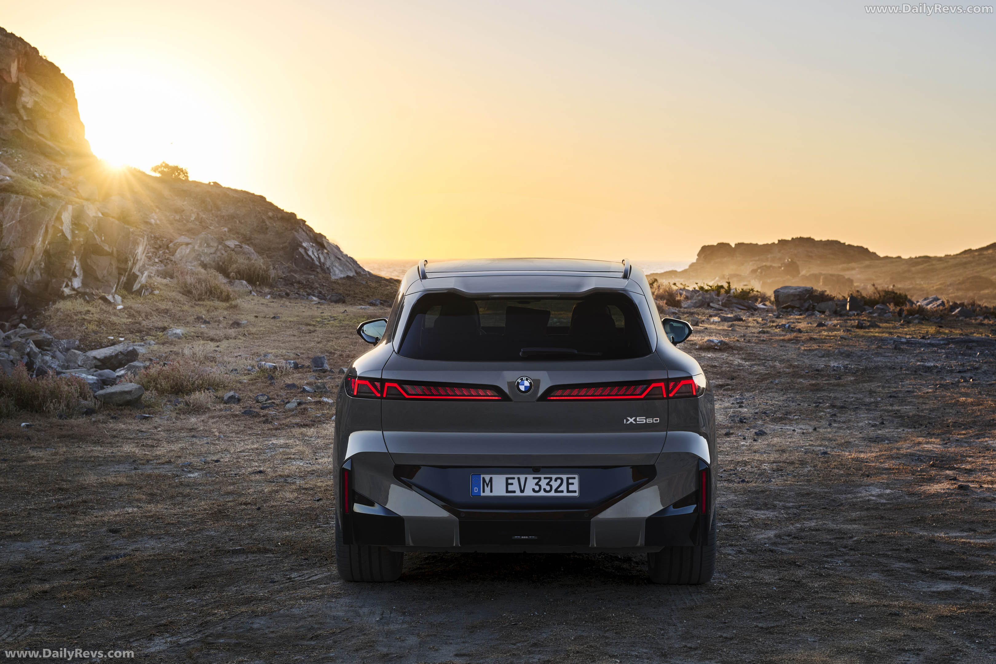 2027 BMW iX5 60 xDrive G65 Rear View