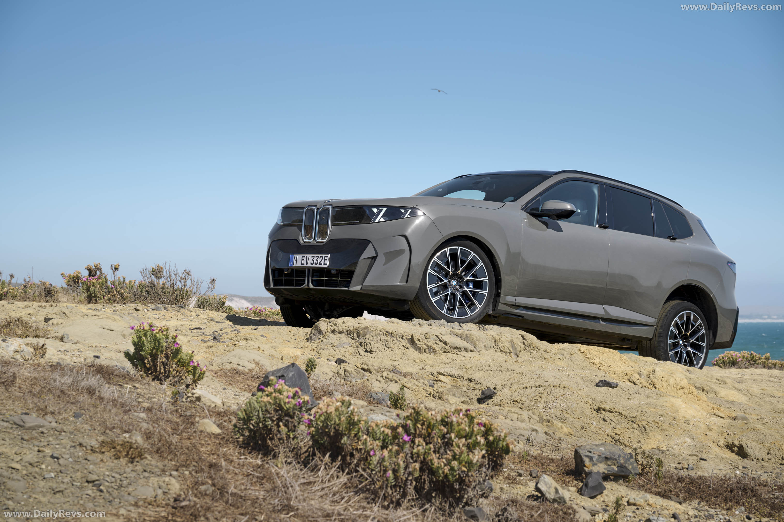 2027 BMW iX5 60 xDrive G65 Side View