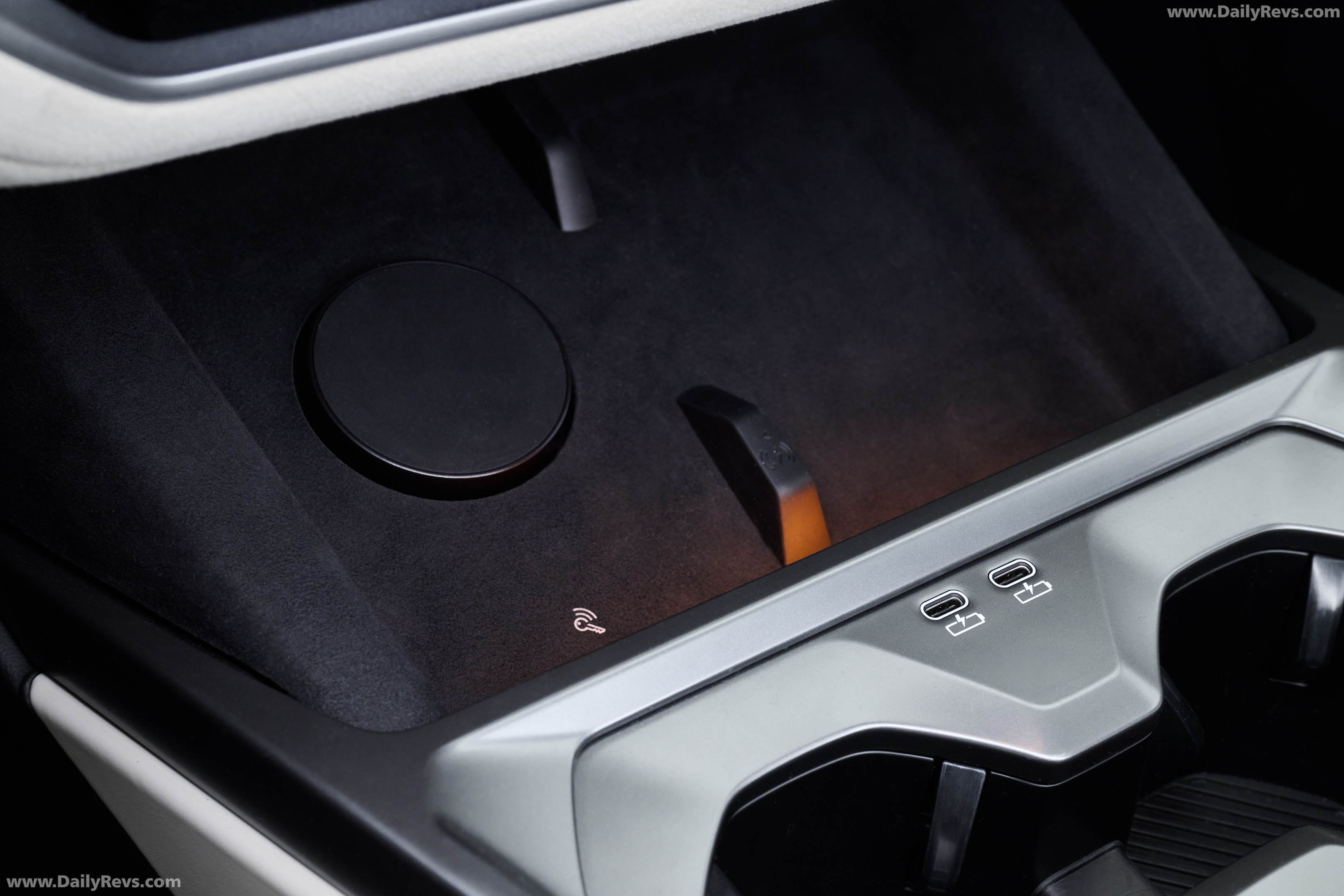 2027 BMW iX5 60 xDrive G65 Interior