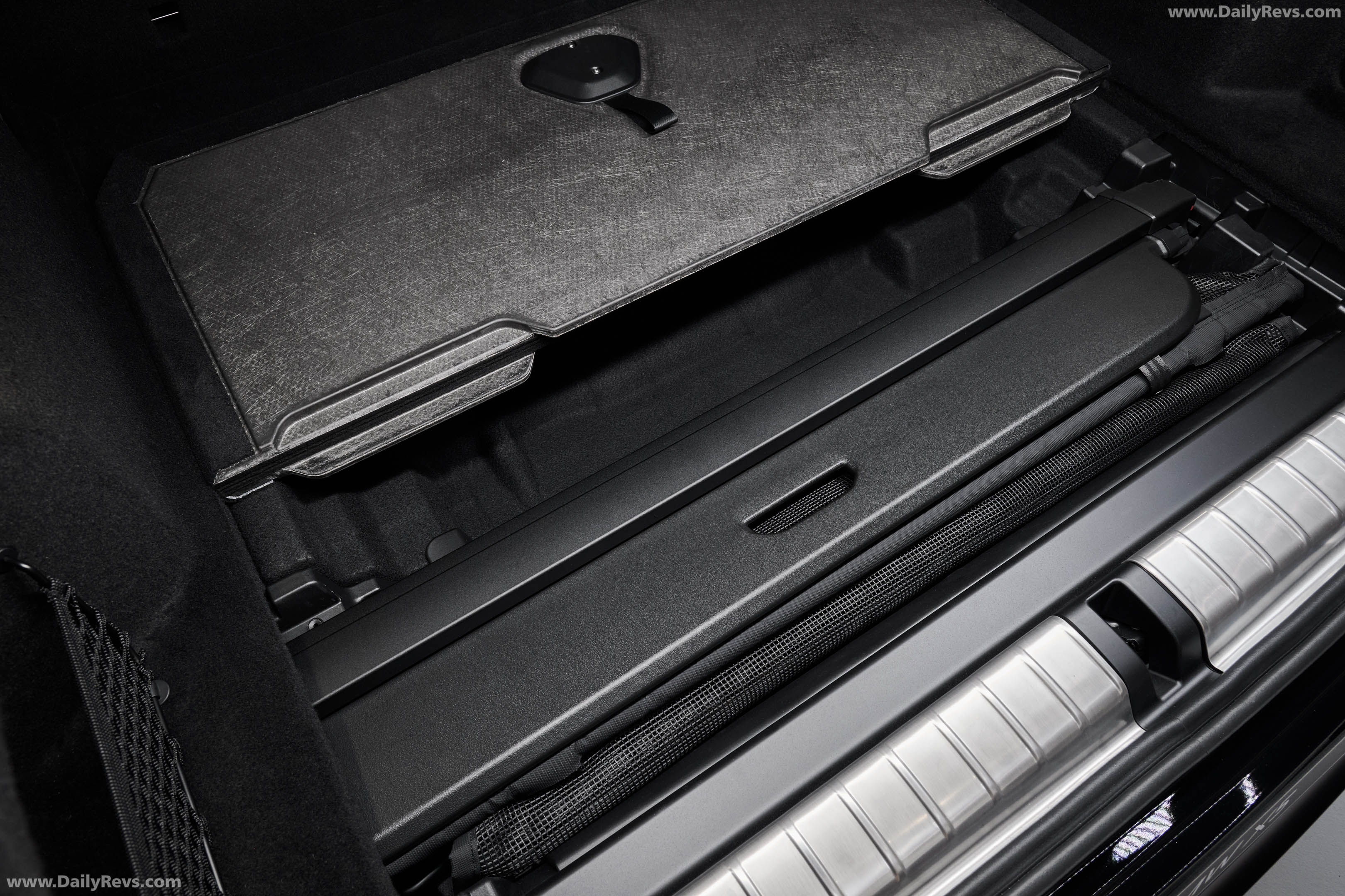 2027 BMW iX5 60 xDrive G65 Interior