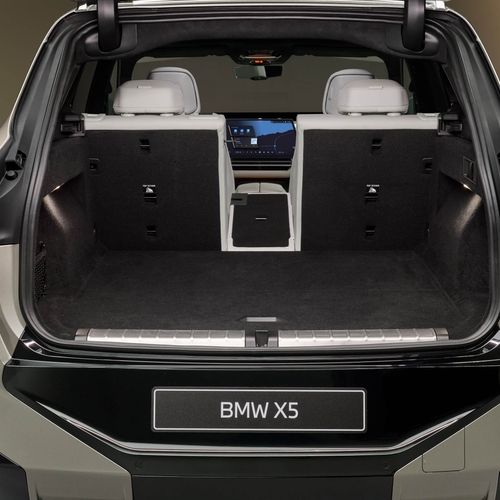 2027 BMW iX5 60 xDrive G65 Interior