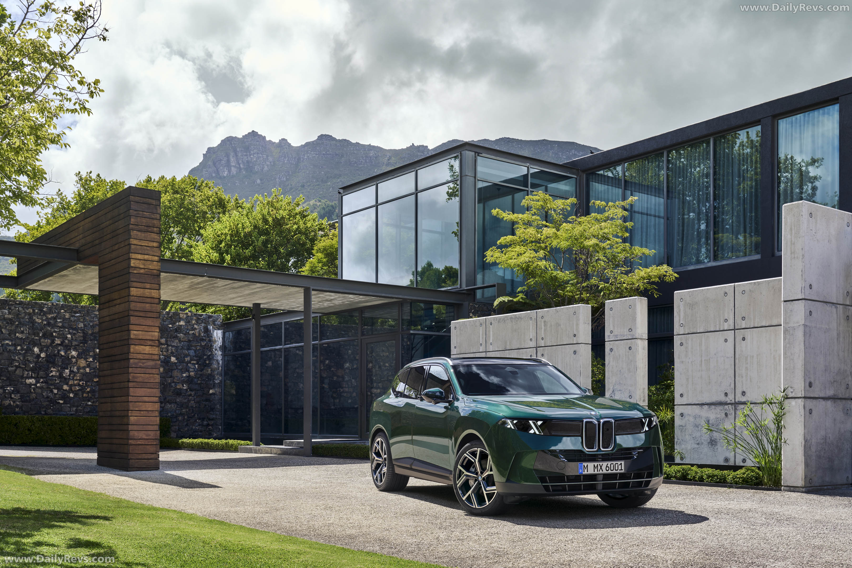 2027 BMW X5 40 xDrive G65 Front View