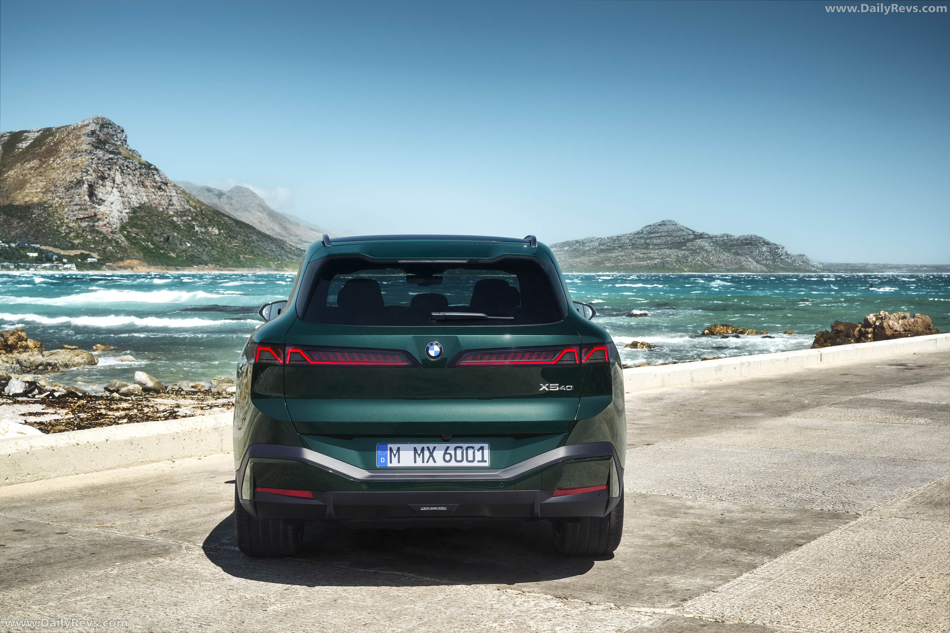 2027 BMW X5 40 xDrive G65 Rear View