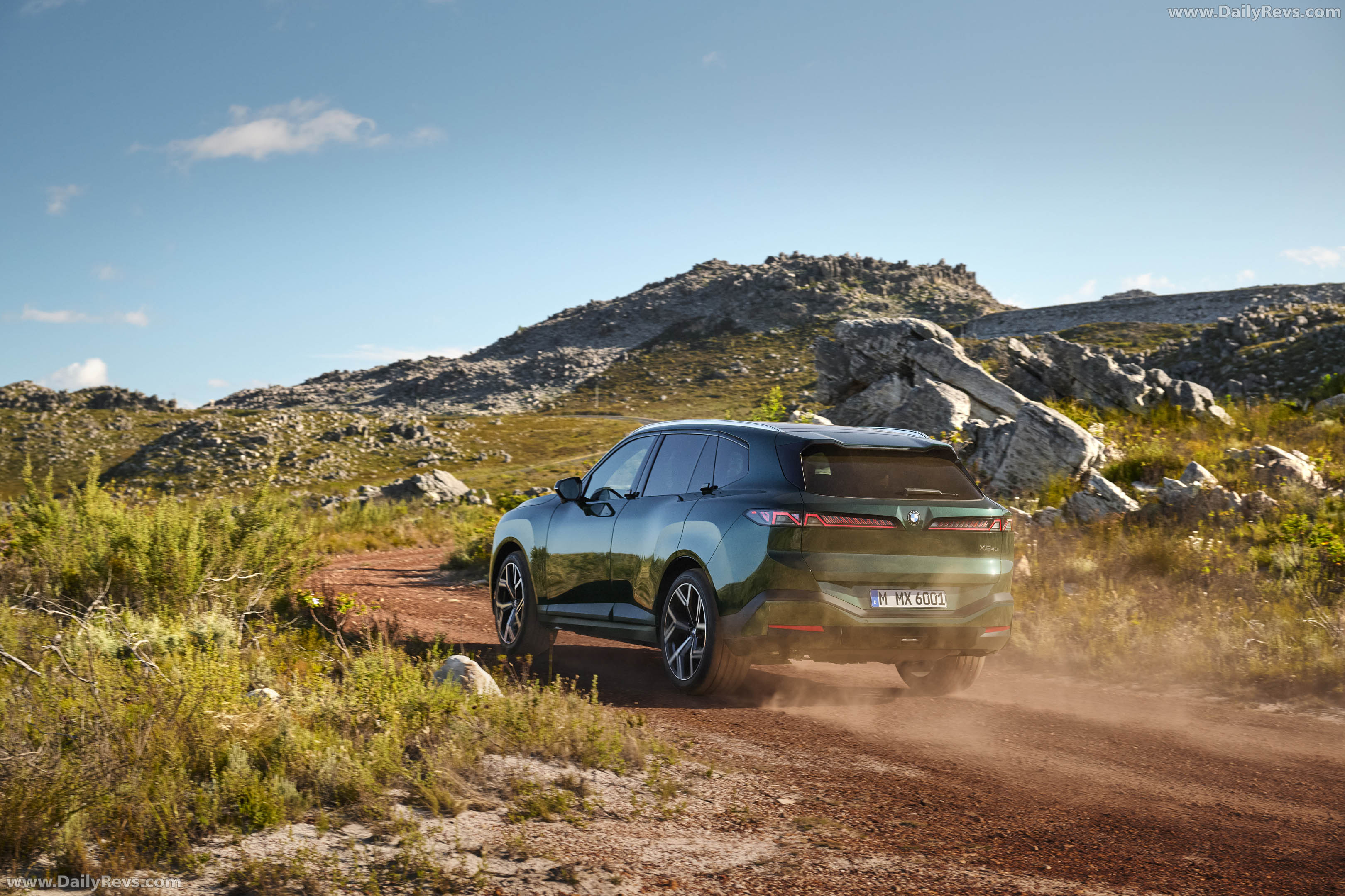 2027 BMW X5 40 xDrive G65 Rear View