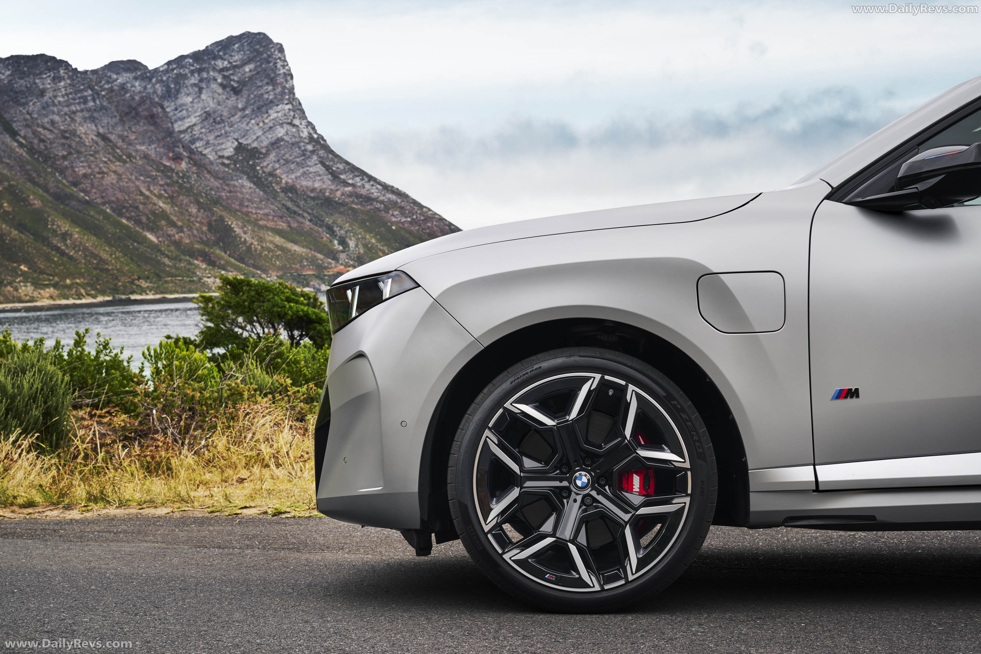 2027 BMW X5 M60e G65 Exterior