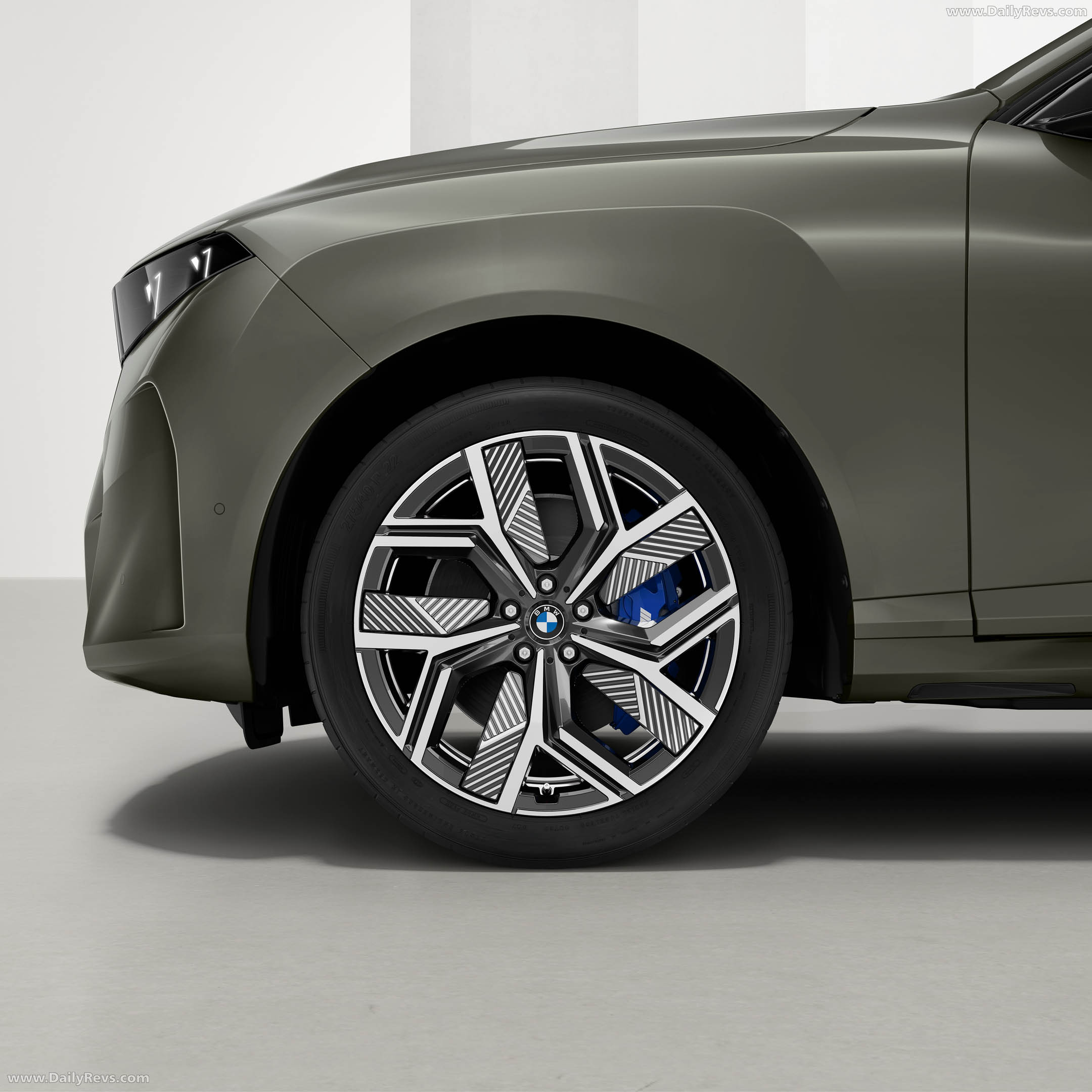 2027 BMW iX5 M Performance Parts G65 Exterior
