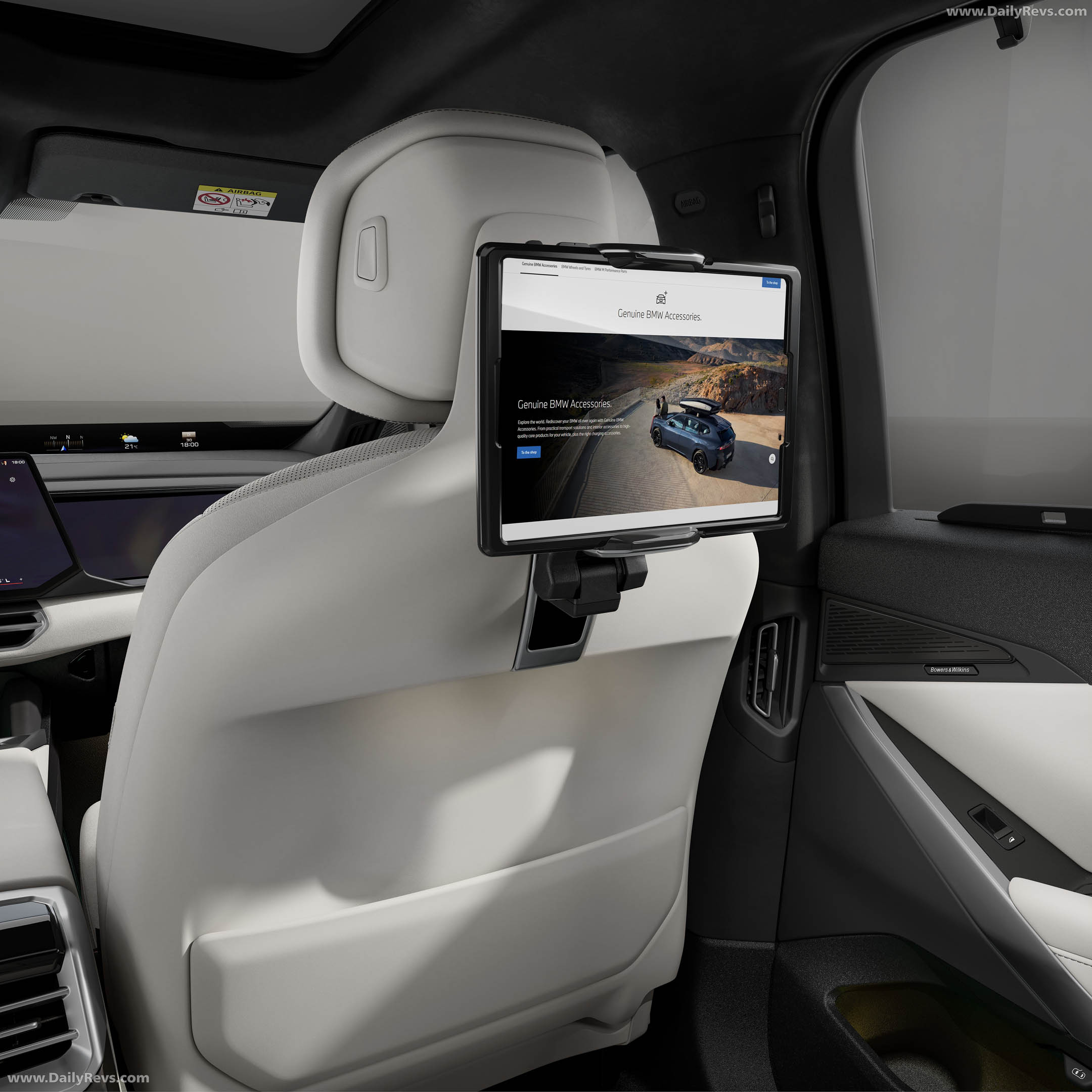 2027 BMW iX5 M Performance Parts G65 Interior