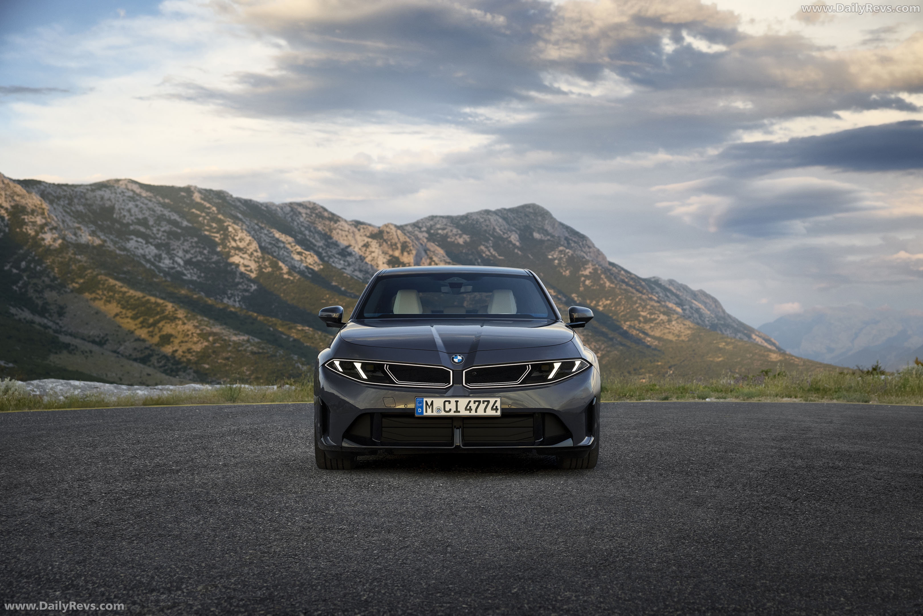 2027 BMW 3-Series G50 Front View