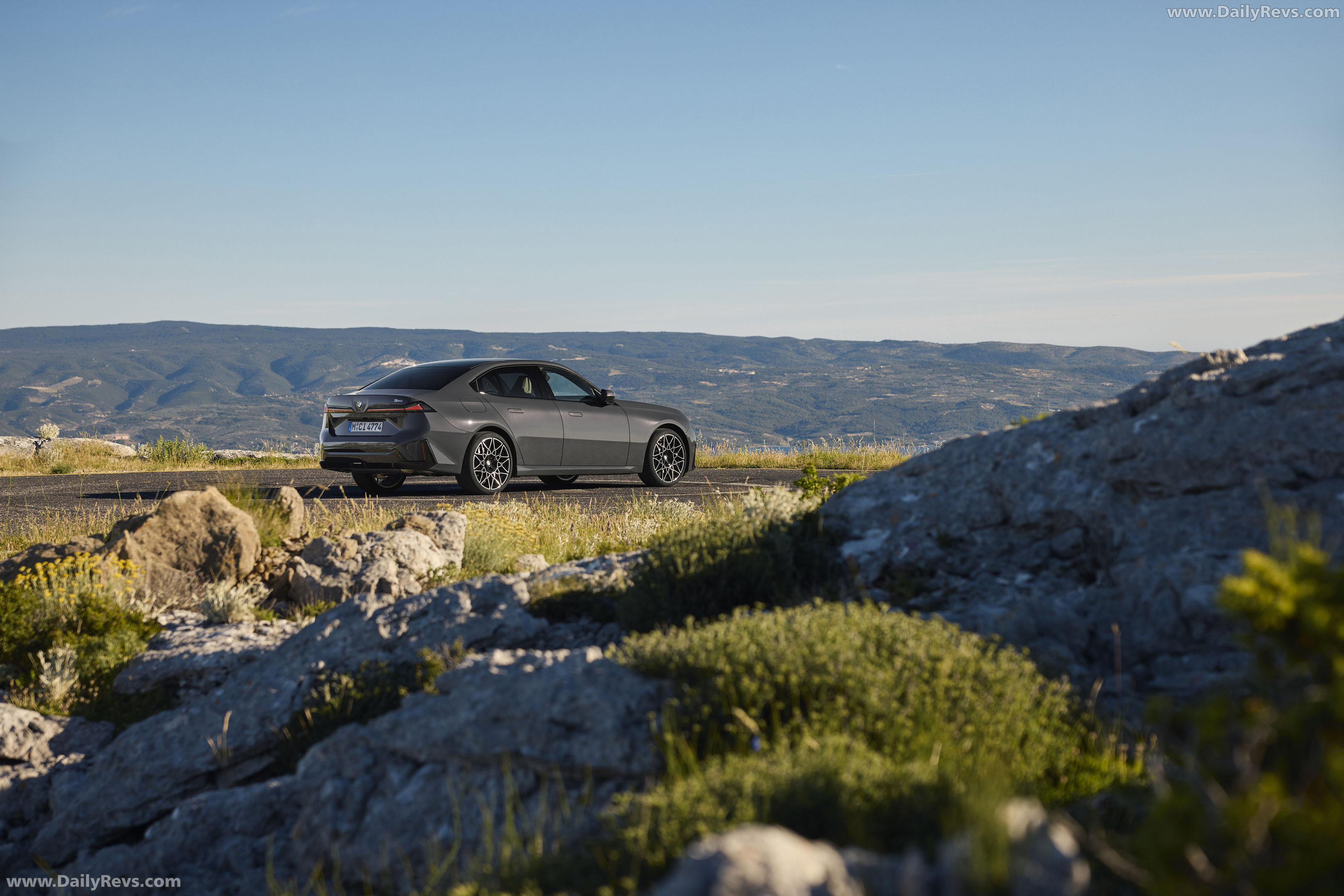 2027 BMW 3-Series G50 Rear View