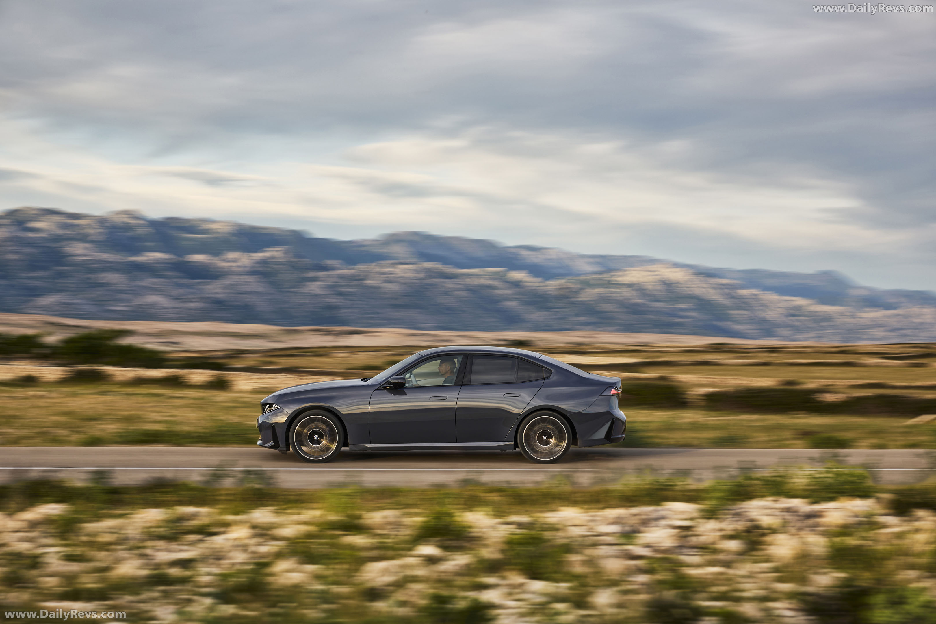 2027 BMW 3-Series G50 Side View