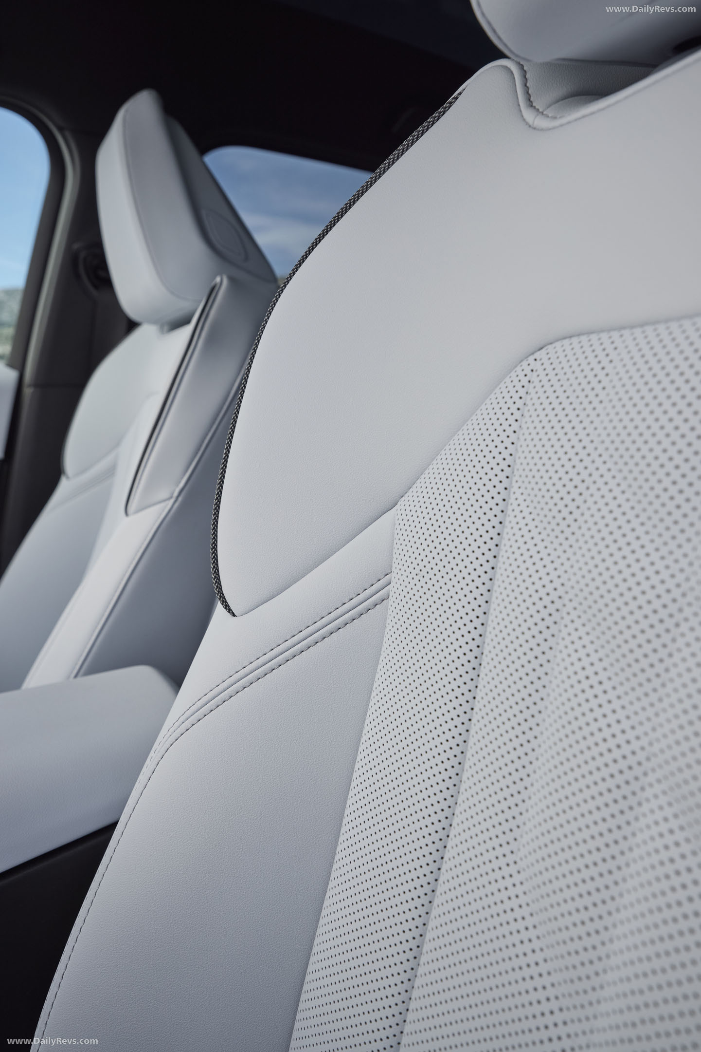 2027 BMW 3-Series G50 Interior