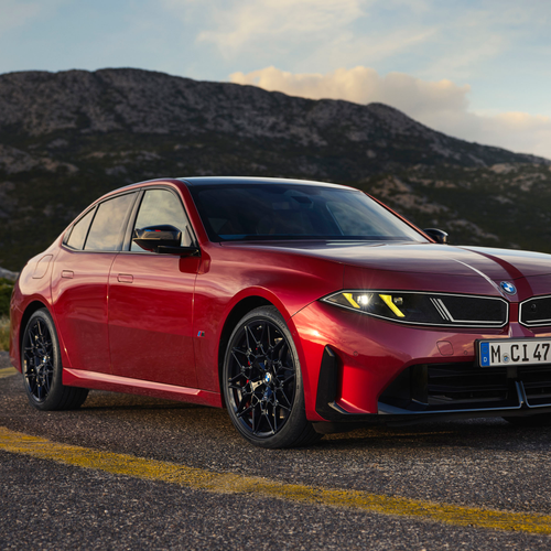 2027 BMW M350 xDrive G50 Front View