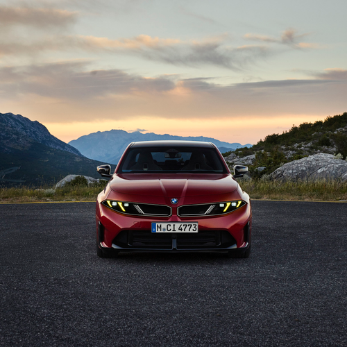 2027 BMW M350 xDrive G50 Front View