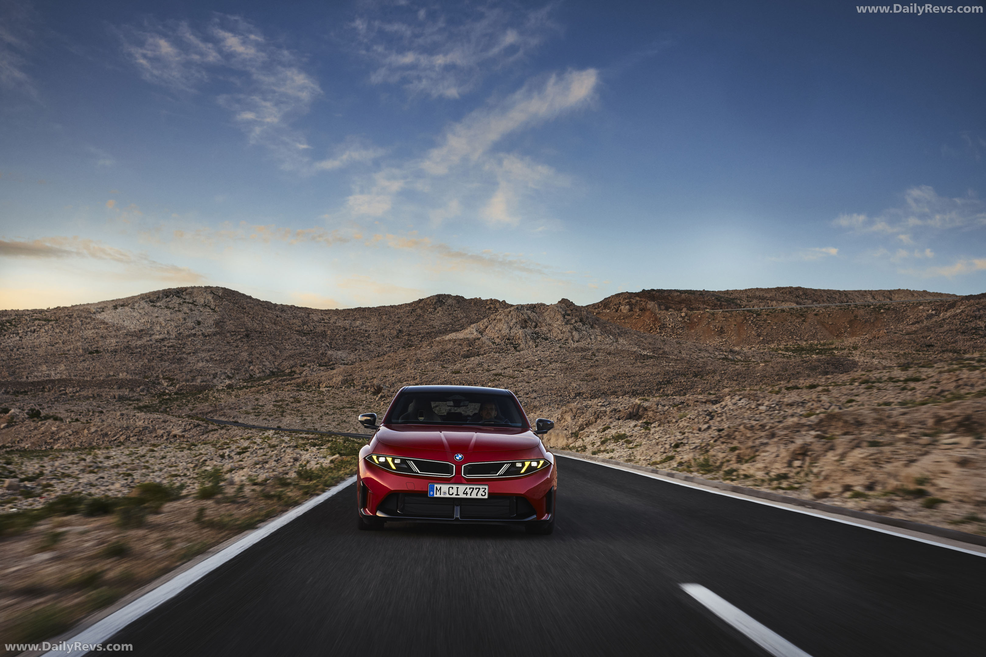 2027 BMW M350 xDrive G50 Front View