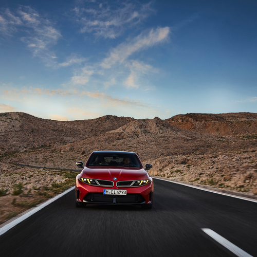 2027 BMW M350 xDrive G50 Front View