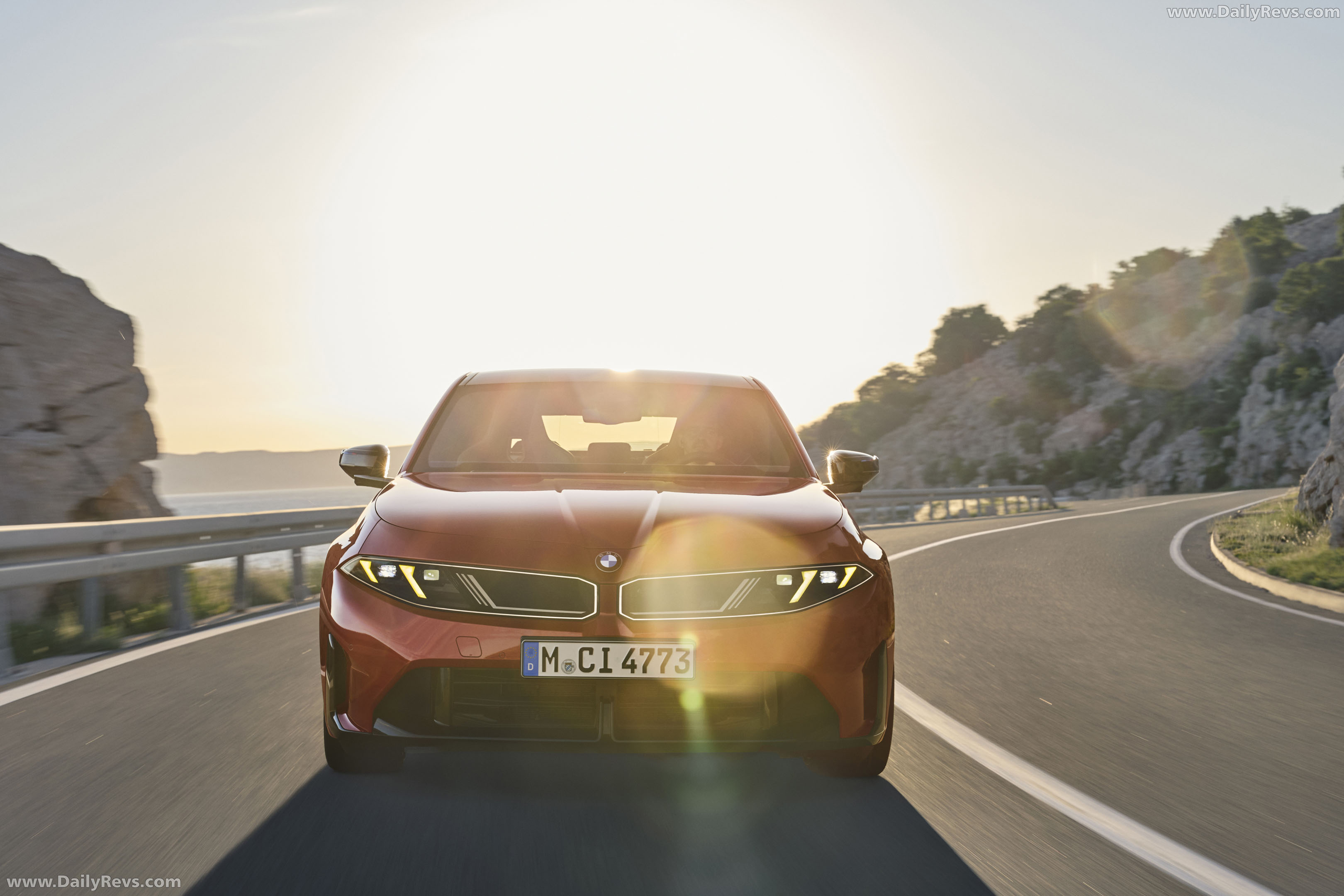 2027 BMW M350 xDrive G50 Front View