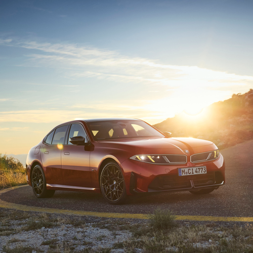 2027 BMW M350 xDrive G50 Front View