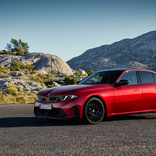 2027 BMW M350 xDrive G50 Front View