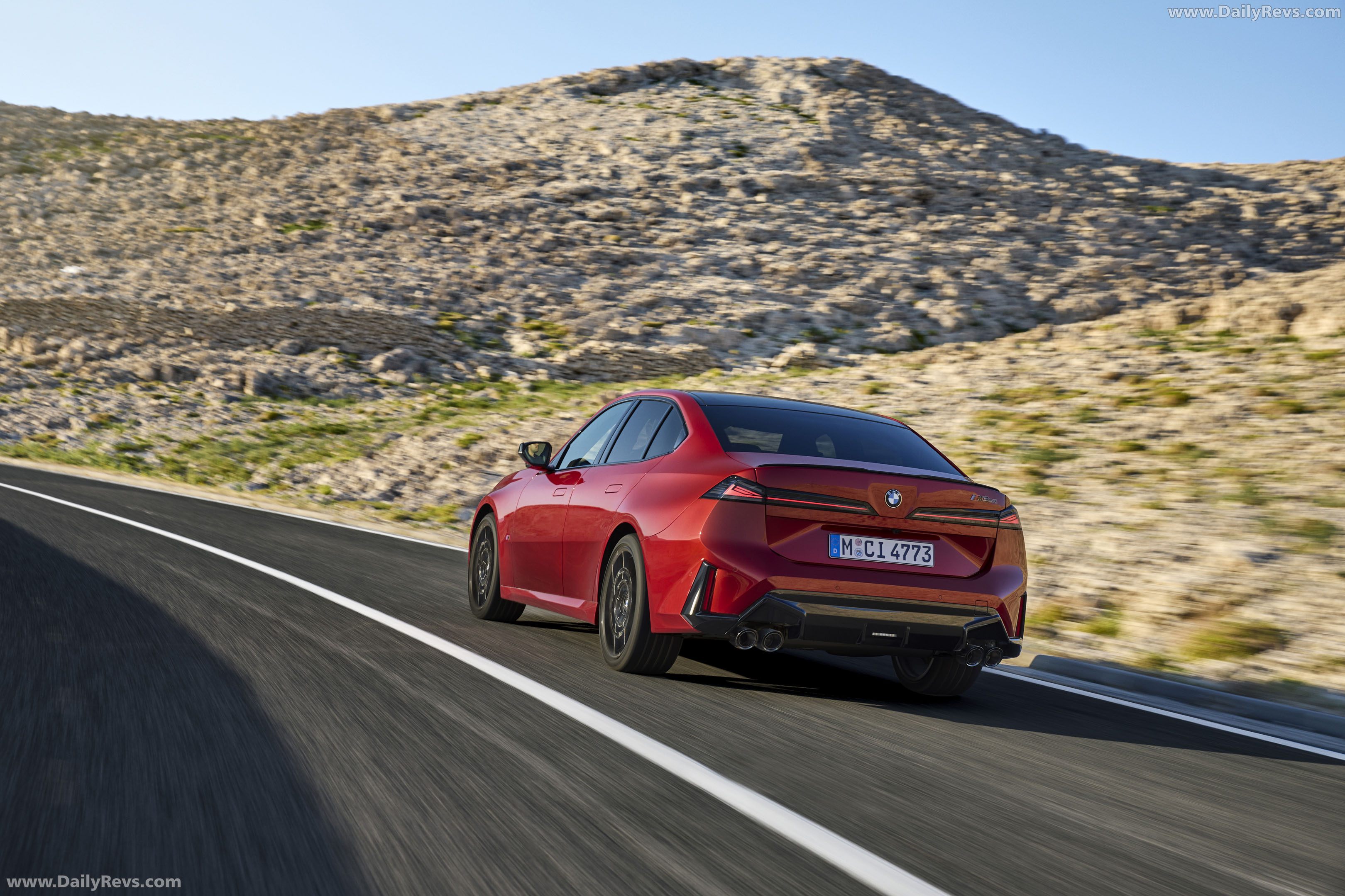 2027 BMW M350 xDrive G50 Rear View