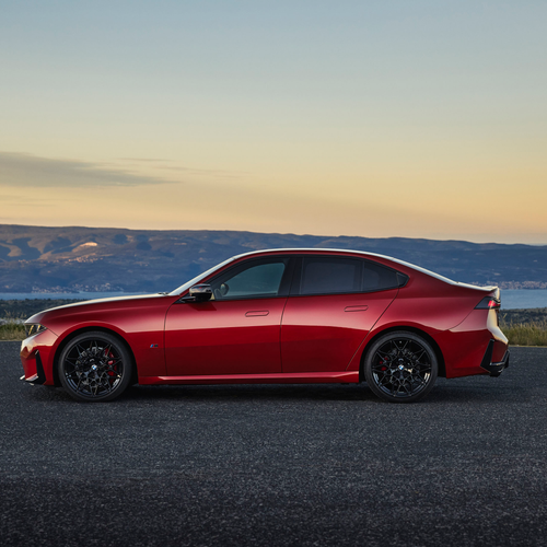 2027 BMW M350 xDrive G50 Side View
