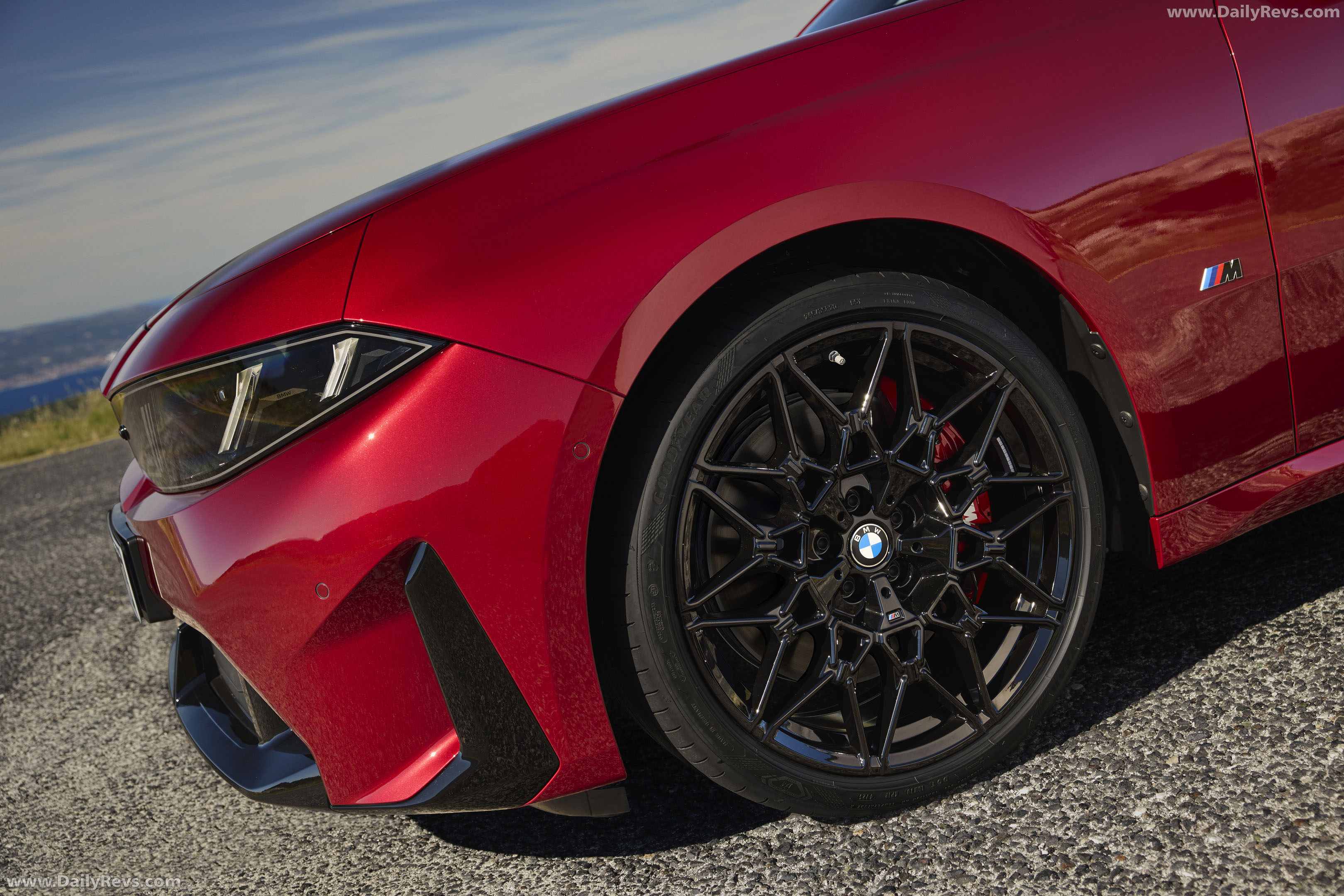 2027 BMW M350 xDrive G50 Exterior