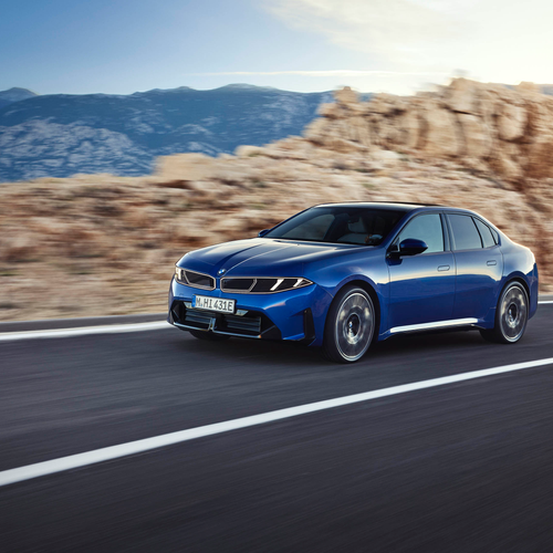 2027 BMW i3 50 xDrive NA0 M Le Castellet Blue Front View
