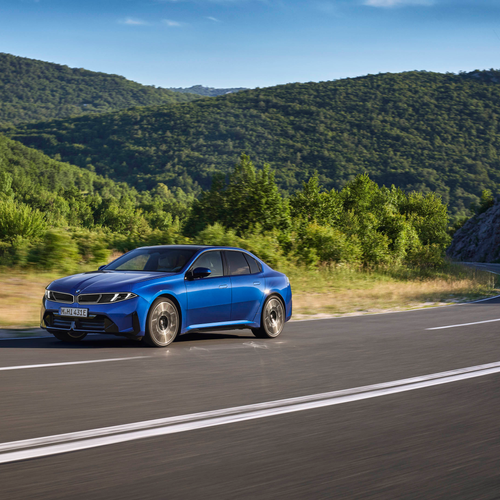 2027 BMW i3 50 xDrive NA0 M Le Castellet Blue Front View