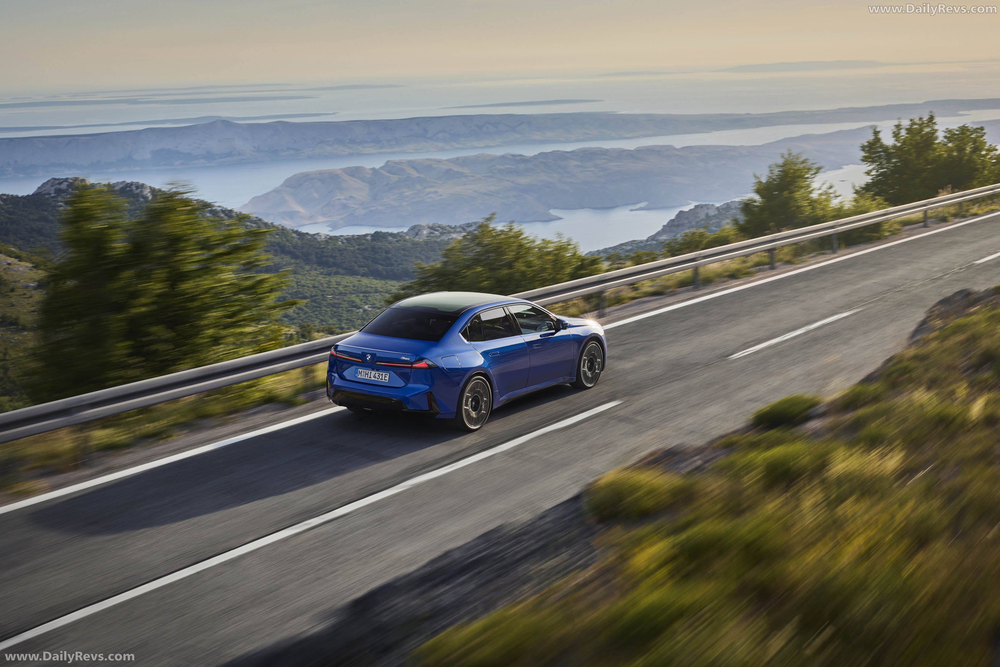 2027 BMW i3 50 xDrive NA0 M Le Castellet Blue Rear View