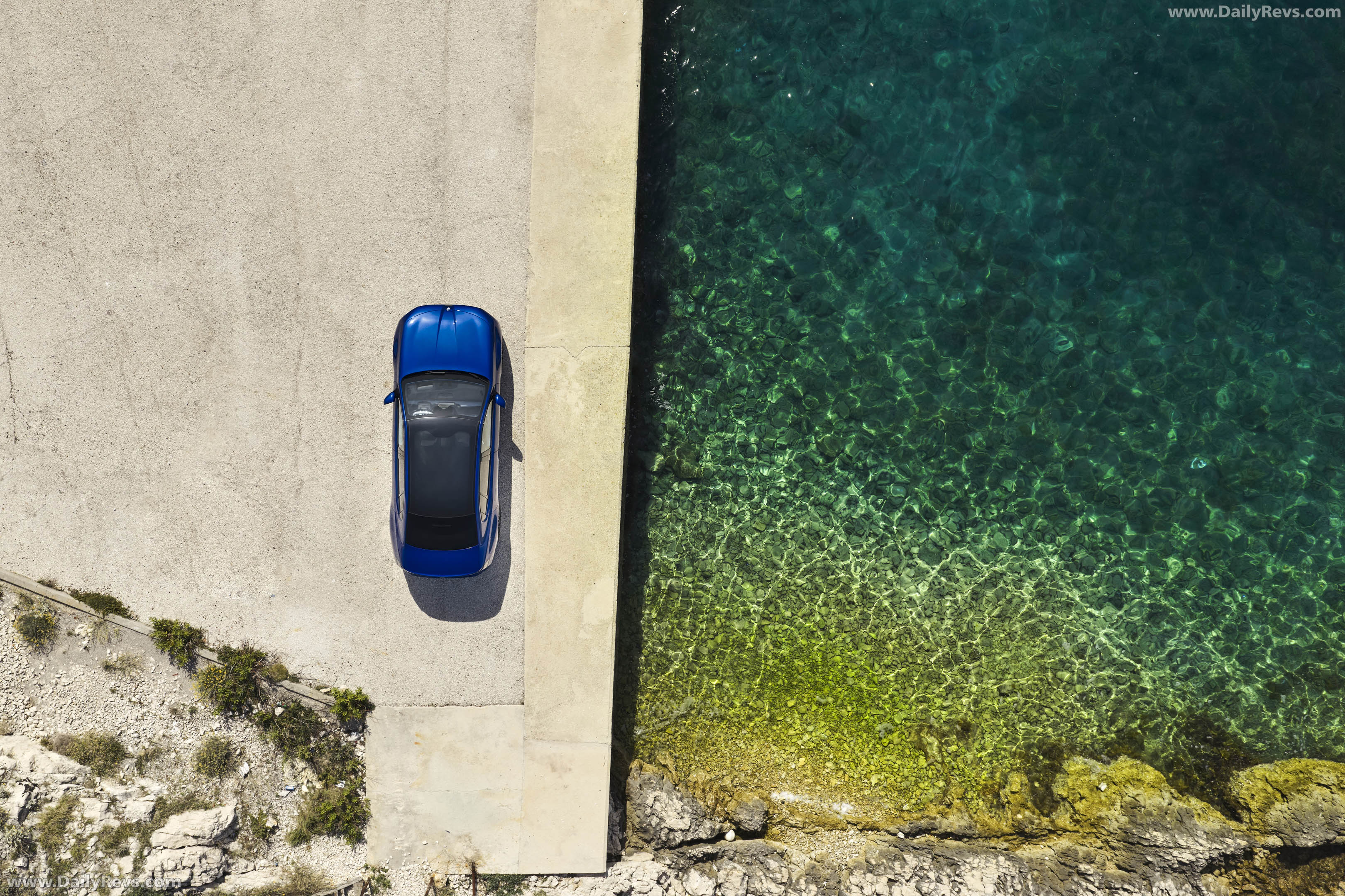 2027 BMW i3 50 xDrive NA0 M Le Castellet Blue Top View