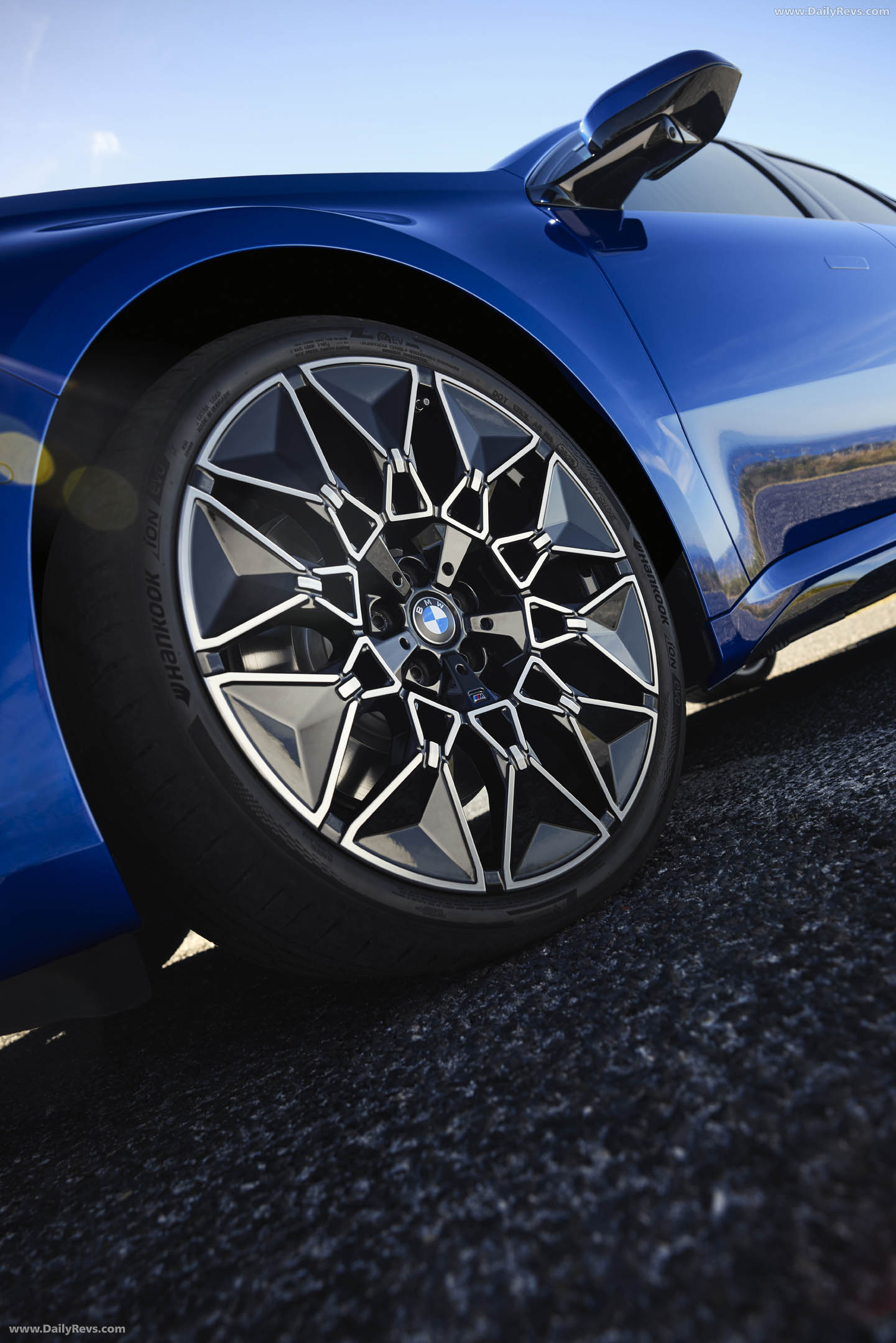 2027 BMW i3 50 xDrive NA0 M Le Castellet Blue Exterior