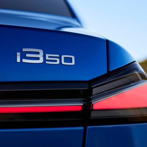 2027 BMW i3 50 xDrive NA0 M Le Castellet Blue Exterior