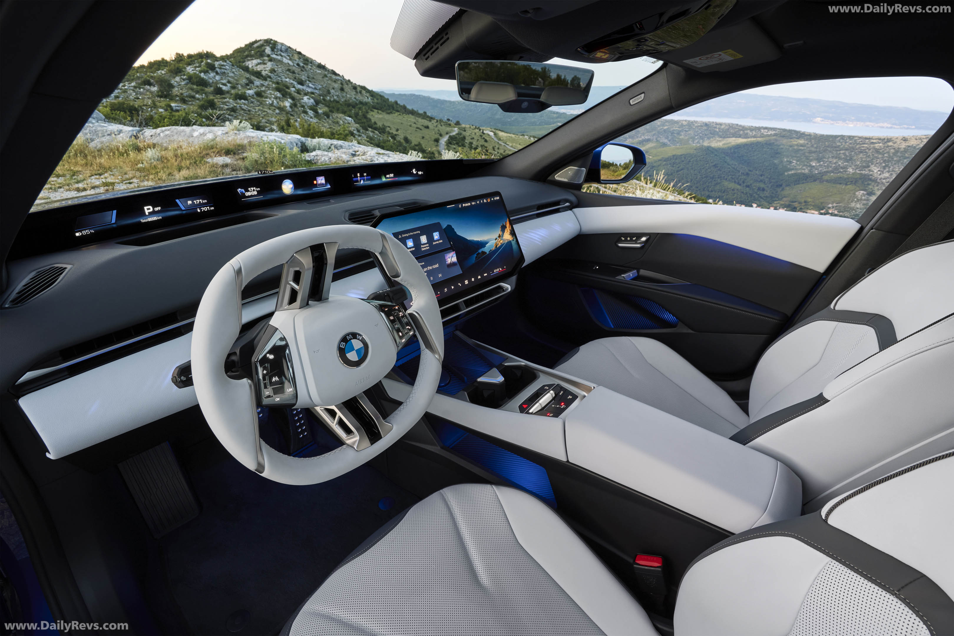2027 BMW i3 50 xDrive NA0 M Le Castellet Blue Interior