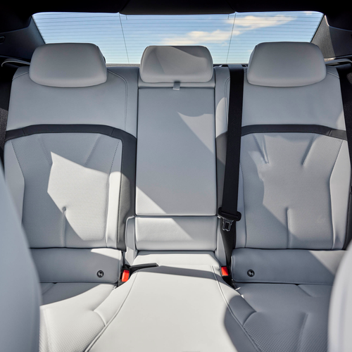 2027 BMW i3 50 xDrive NA0 M Le Castellet Blue Interior