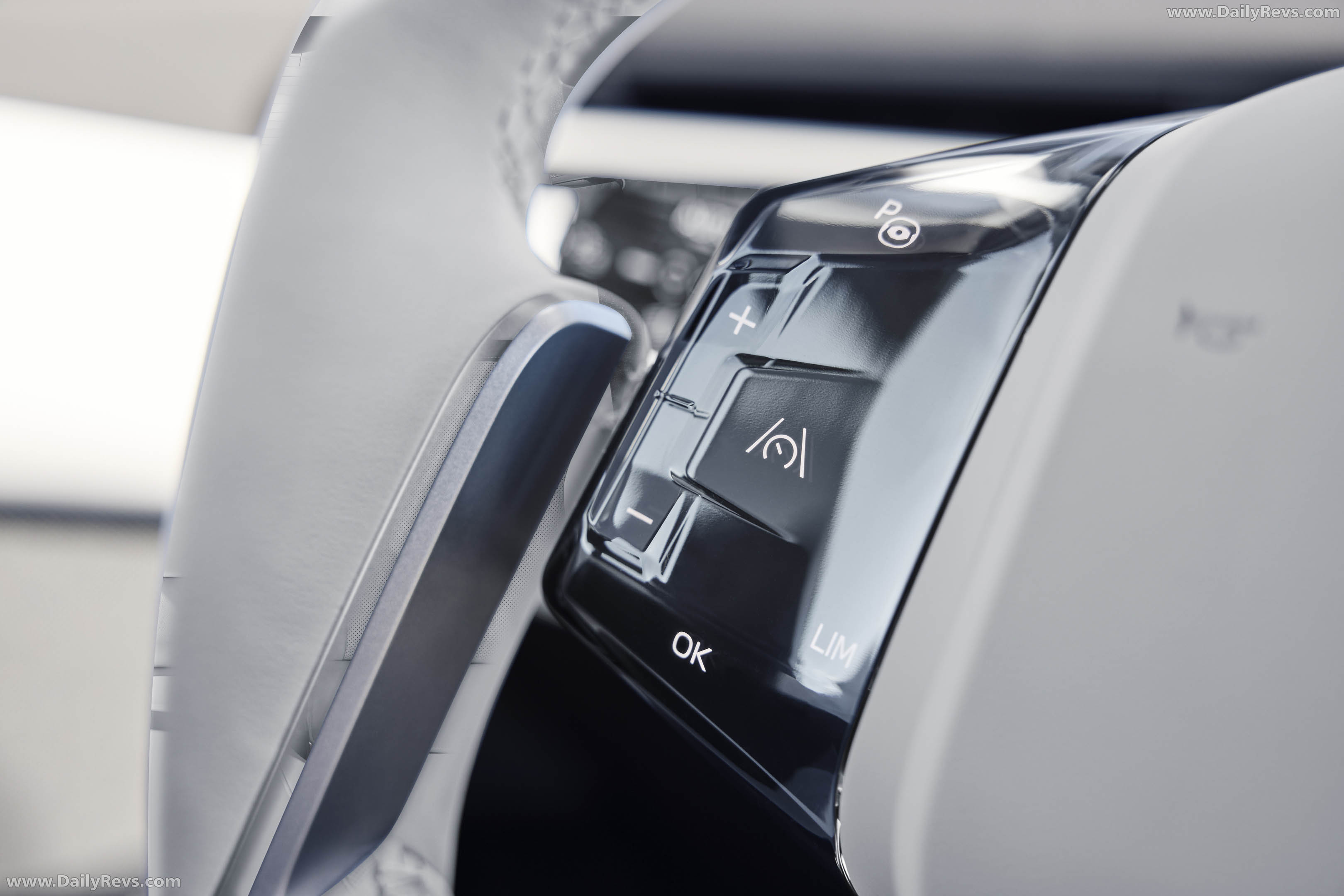 2027 BMW i3 50 xDrive NA0 M Le Castellet Blue Interior