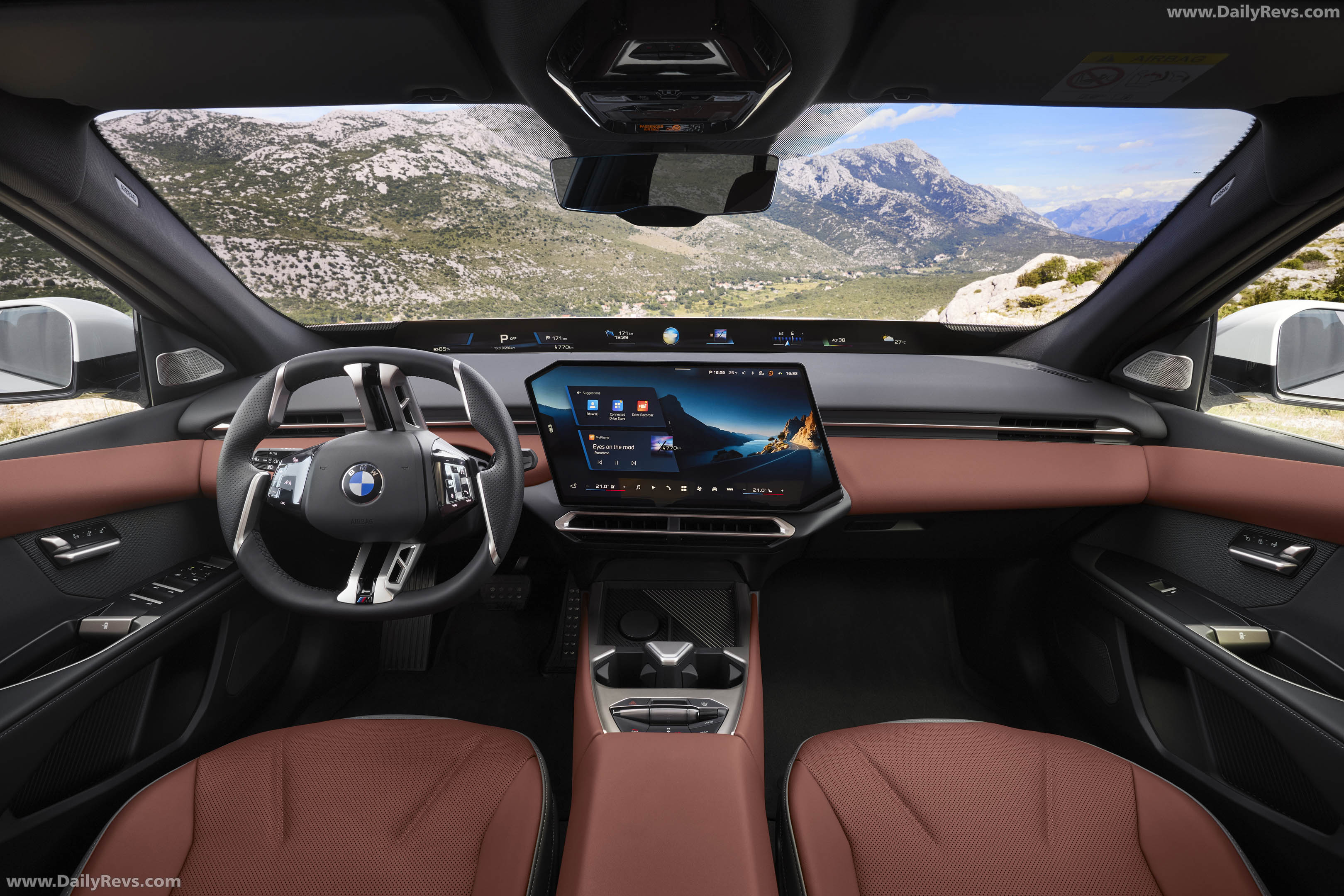 2027 BMW i3 50 xDrive NA0 Alpine White Interior