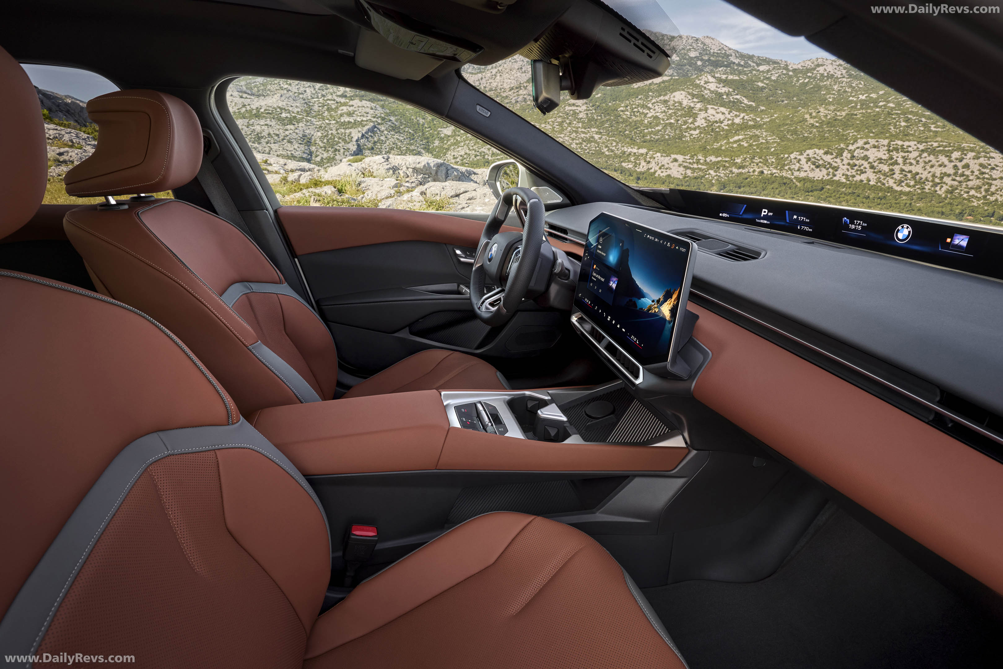 2027 BMW i3 50 xDrive NA0 Alpine White Interior