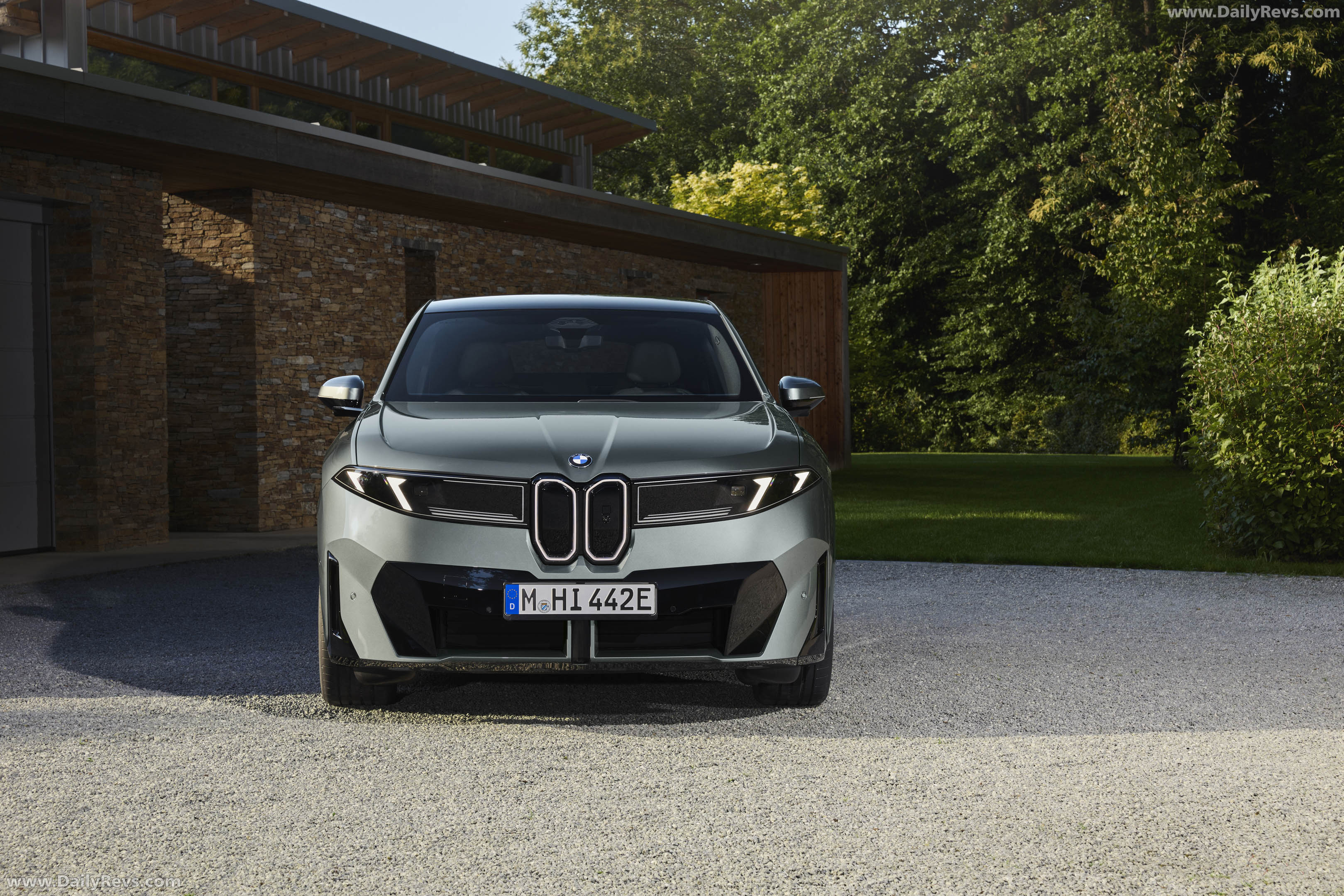 2027 BMW iX4 NA7 Front View