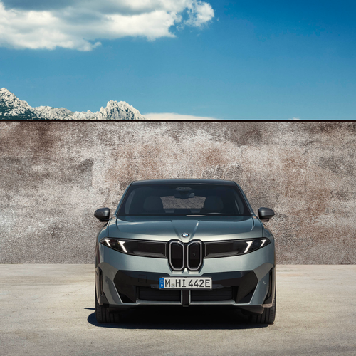 2027 BMW iX4 NA7 Front View