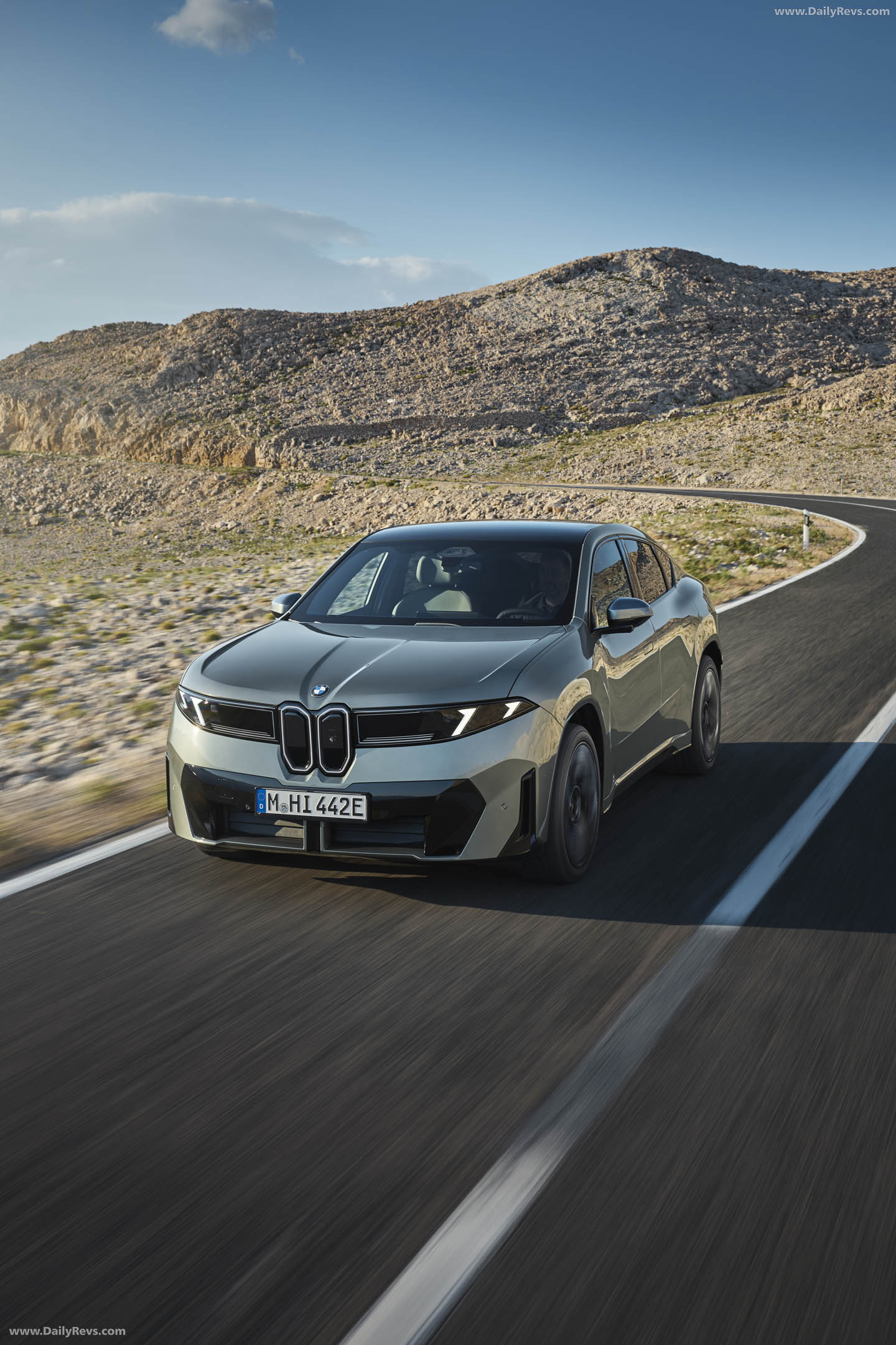2027 BMW iX4 NA7 Front View